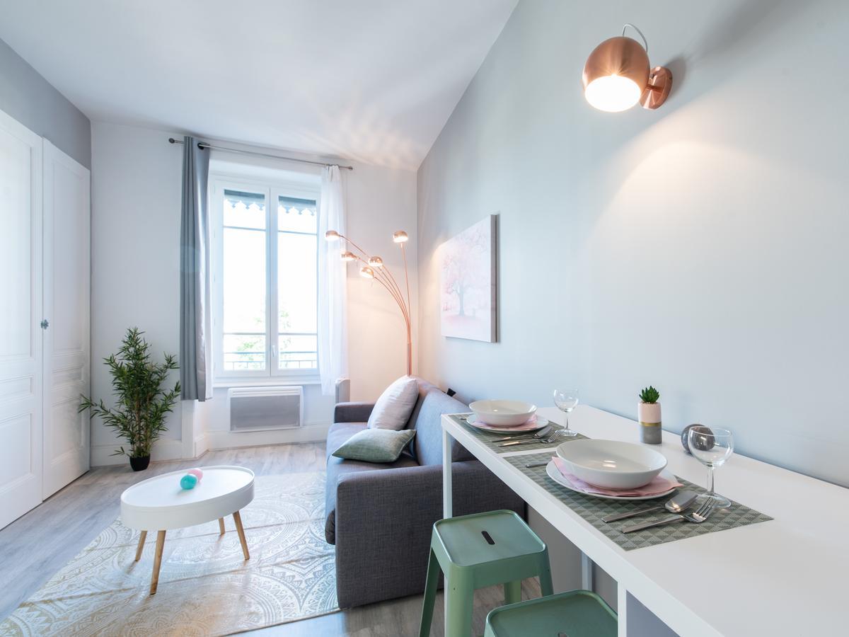 Mace Studio Apartment Лион Екстериор снимка
