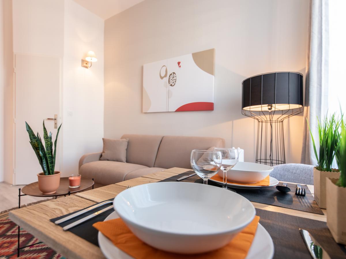 Mace Studio Apartment Лион Екстериор снимка