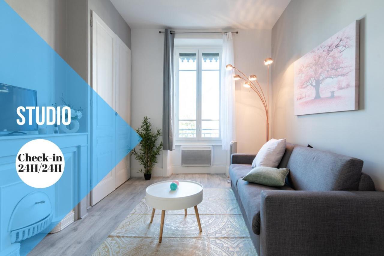 Mace Studio Apartment Лион Екстериор снимка